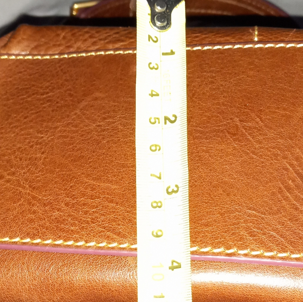 NWT Dooney & Bourke Small Zipper Pocket Leather Sac in Chestnut. Brand New. - Picture 9 of 9